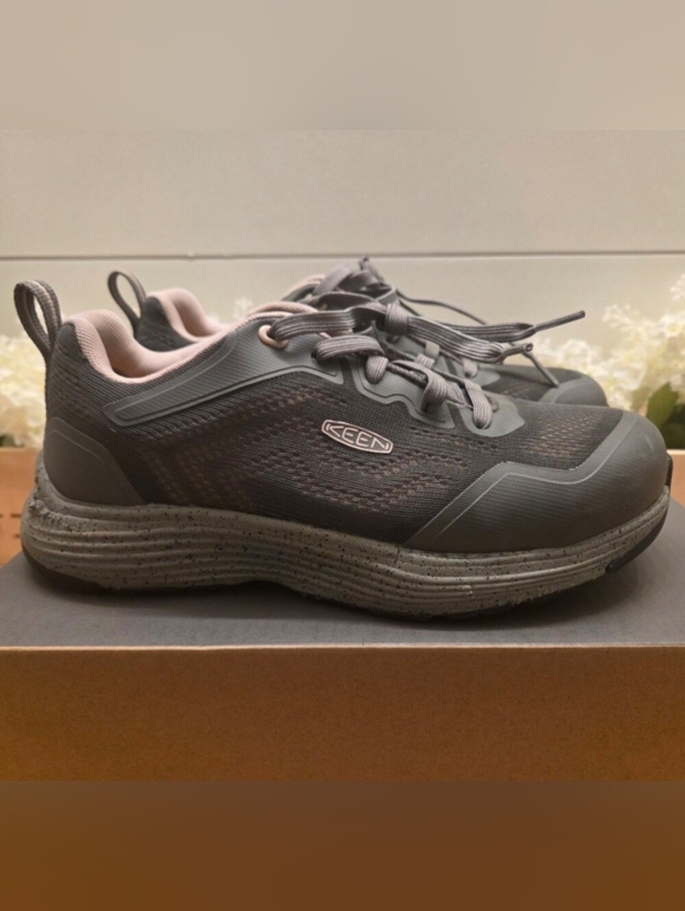 KEEN Utility Sparta II ESD Aluminum Toe Work Shoes Steel Grey/Peach Womens 8.5